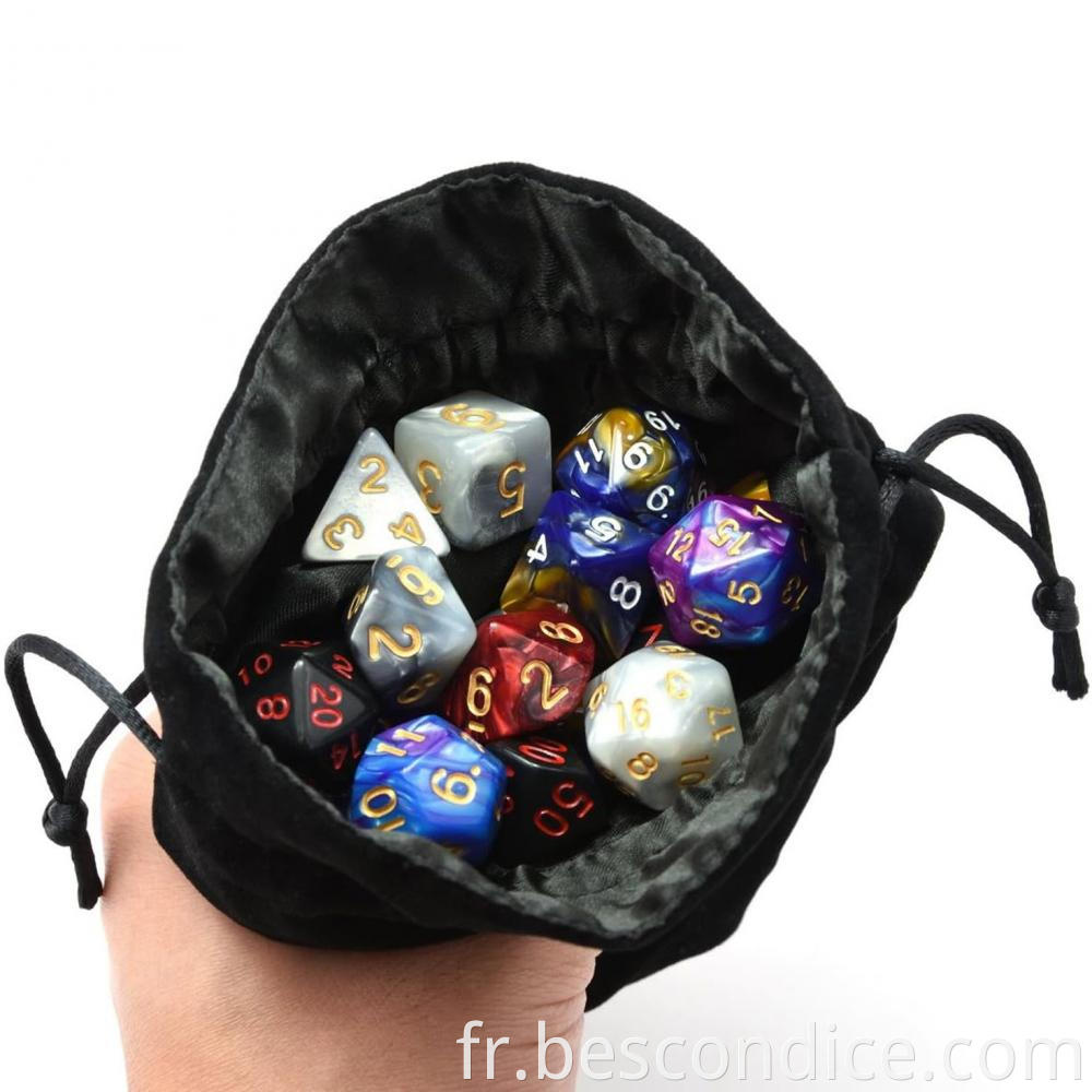 Round Bottom Velvet Dice Bag 2